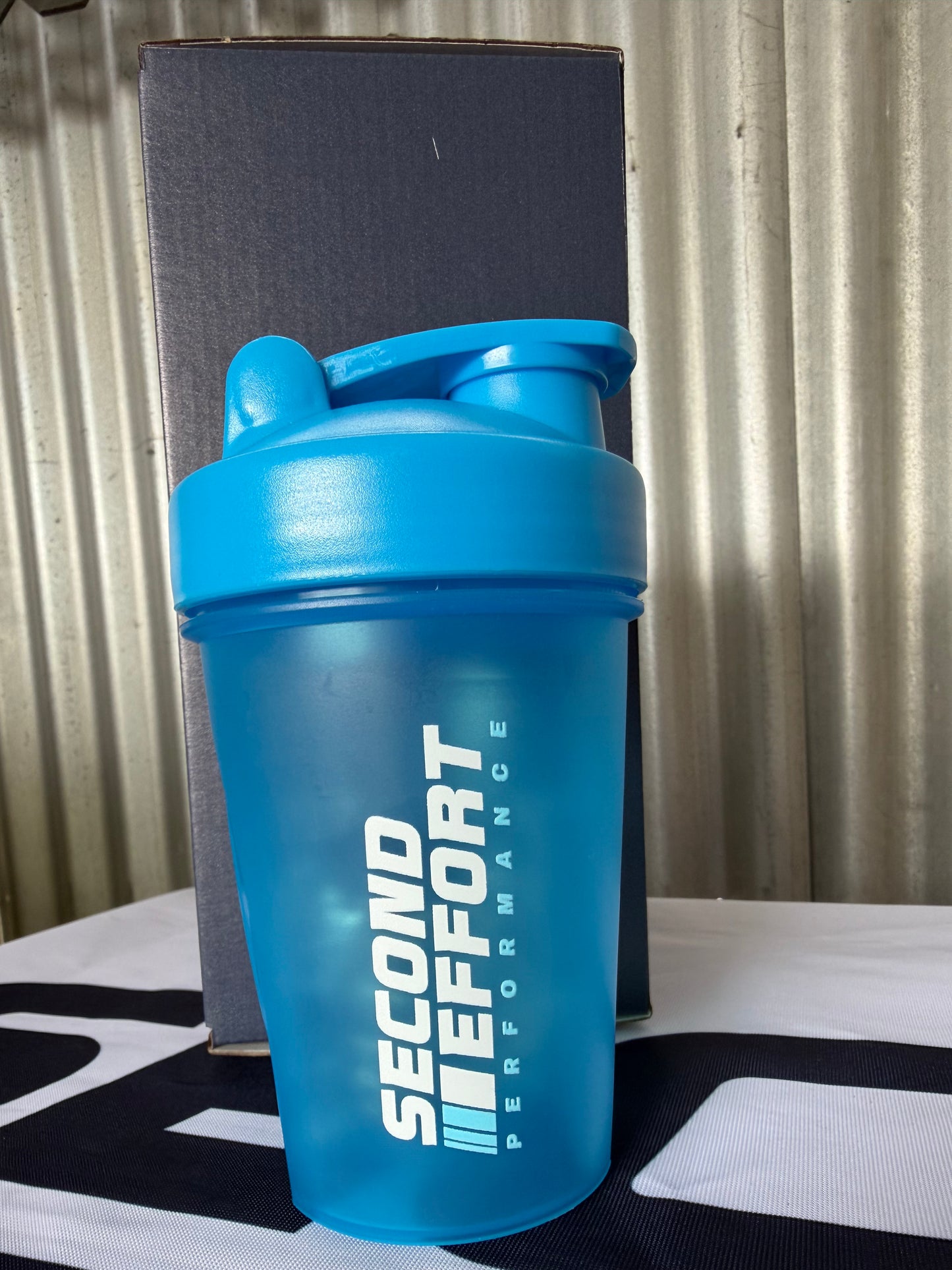 Second Effort Performance Shaker // Electric Blue